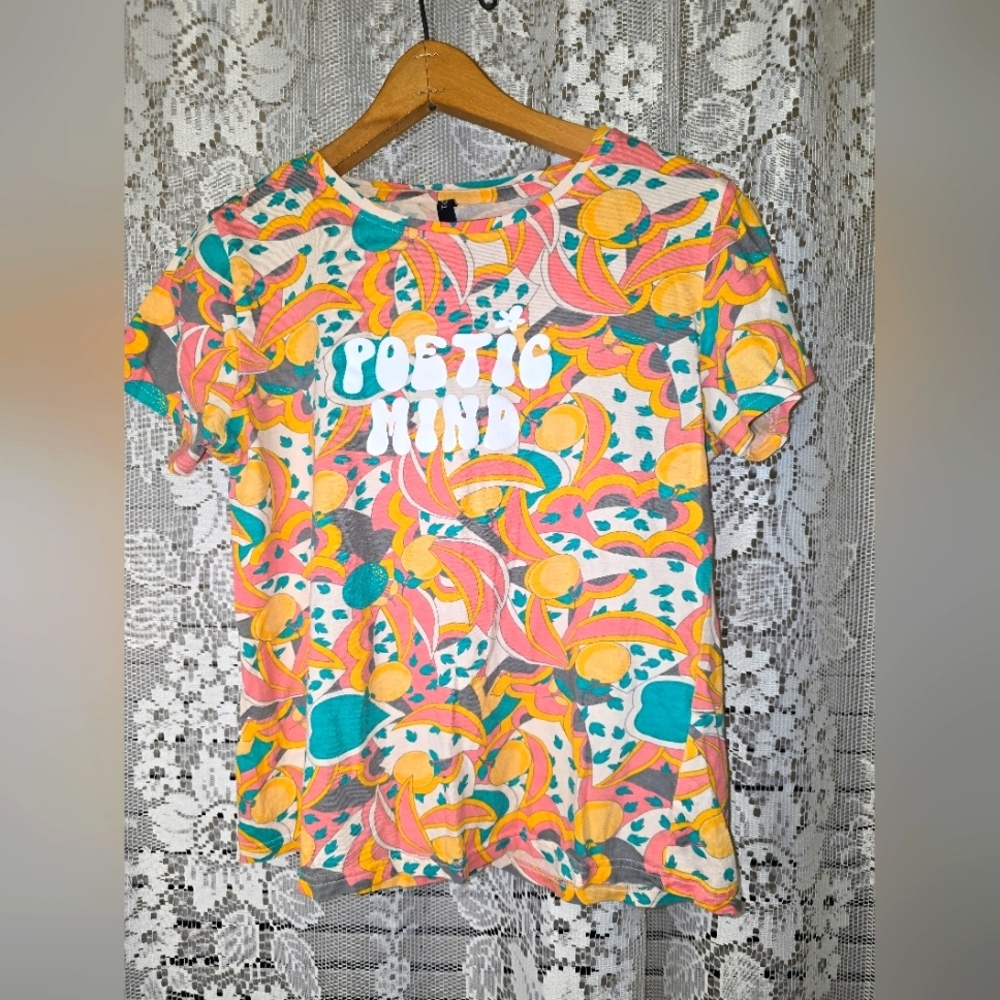 Poetic Mind T-Shirt By Rio, Womens Size M, Short Sleeve Colorful Tee